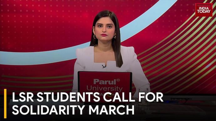 LSR Students Call For Solidarity March Over Kalkaji Gang Rape Case LSR Students Call For Solidarity March