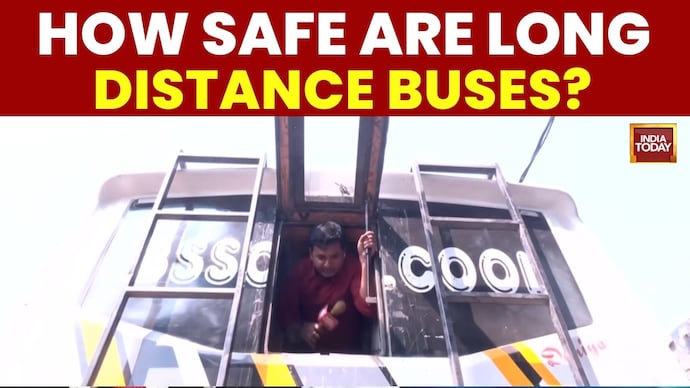 Delhi To Bihar & Jaipur: Sleeper Buses Flout Safety Norms, Block Emergency Exits Sleeper Buses Flout Safety Norms On Roads