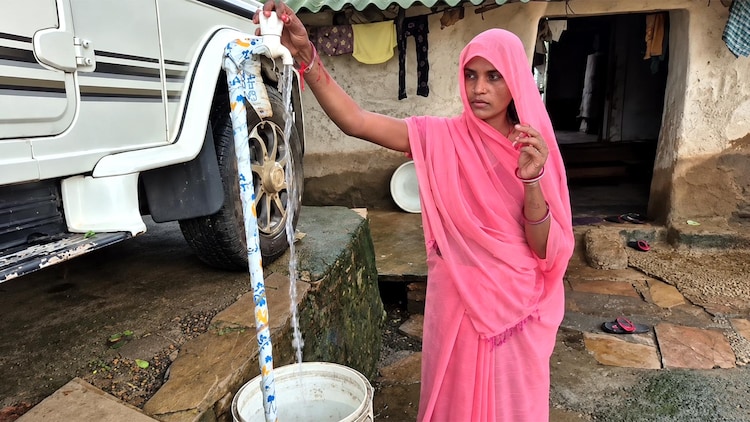 Mirzapur villagers