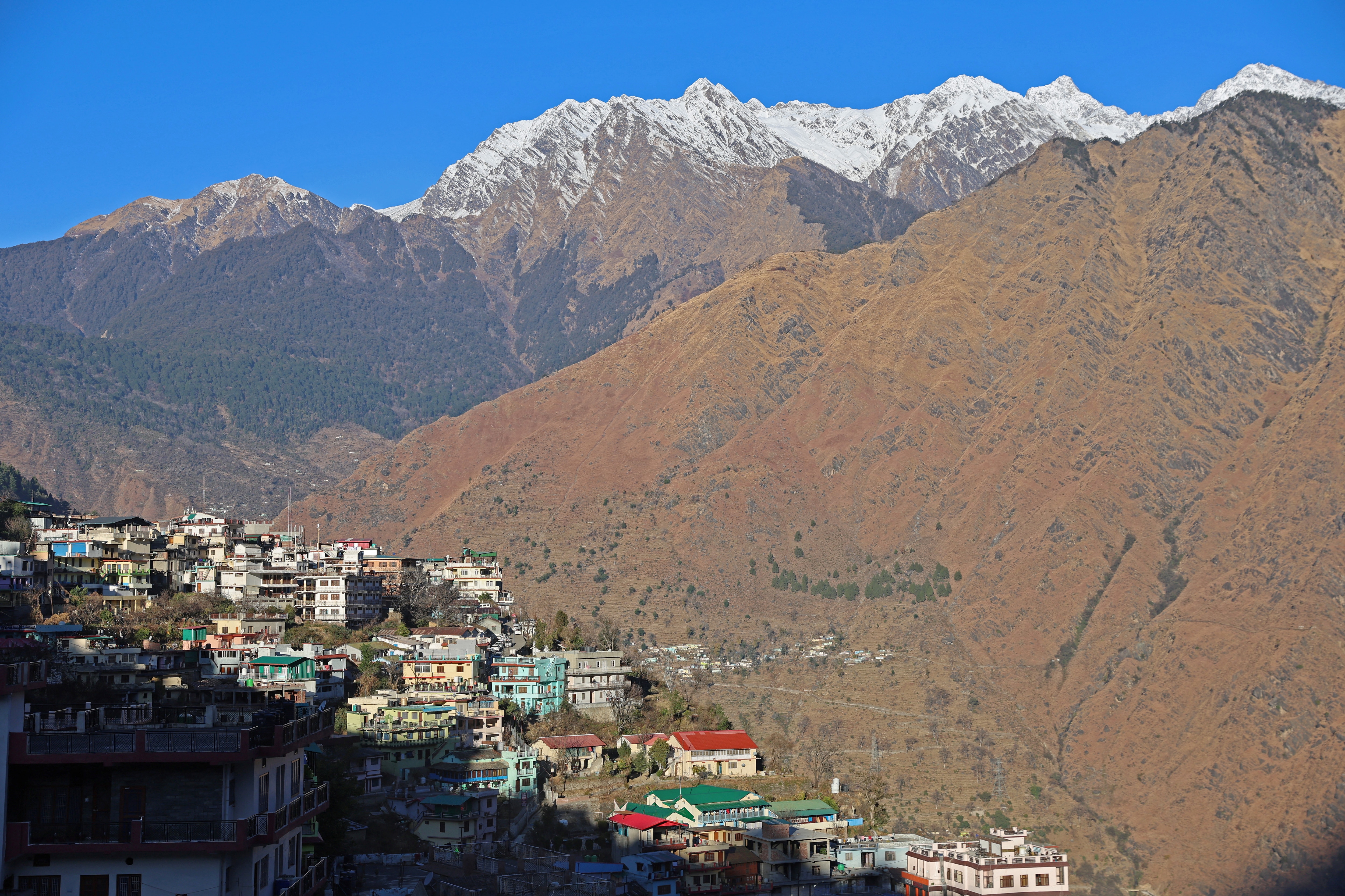 A view shows residential buildings and hotels in Joshimath, a Himalayan town. (Photo: Reuters)