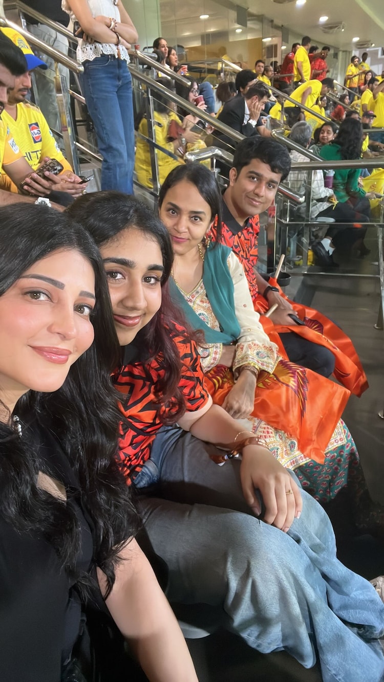 Shruti Haasan in Chepuk Stadian