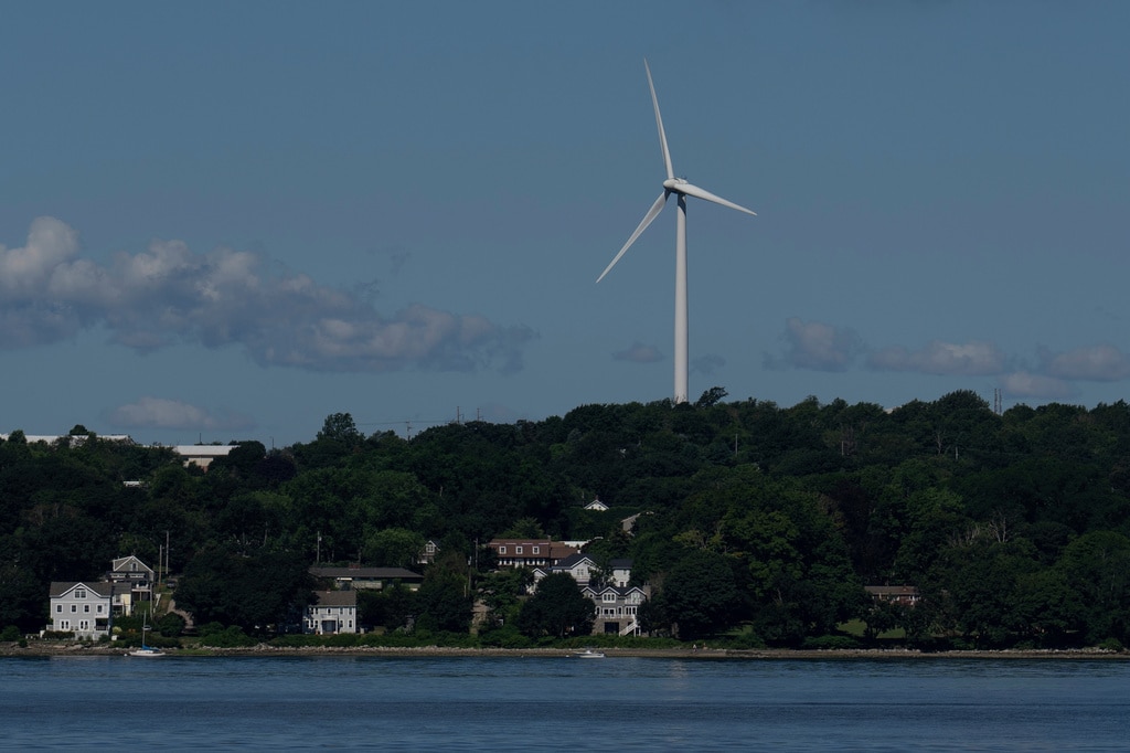 A wind turbine operates at a wind farm. (Photo: AP)