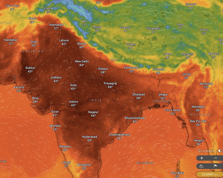 A weather map shows the heat conditions across India. (Photo: X/@navdeepdahiya55)