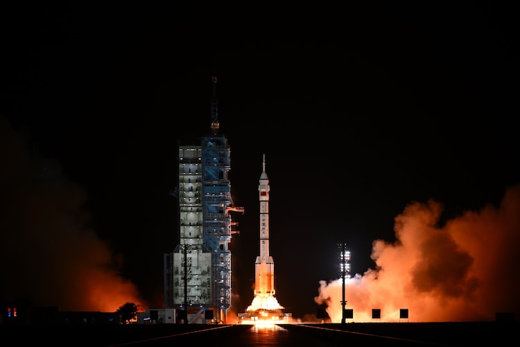 An image of the Shezhour-23 launch. (Photo: X/@SpoxCHN_MaoNing)