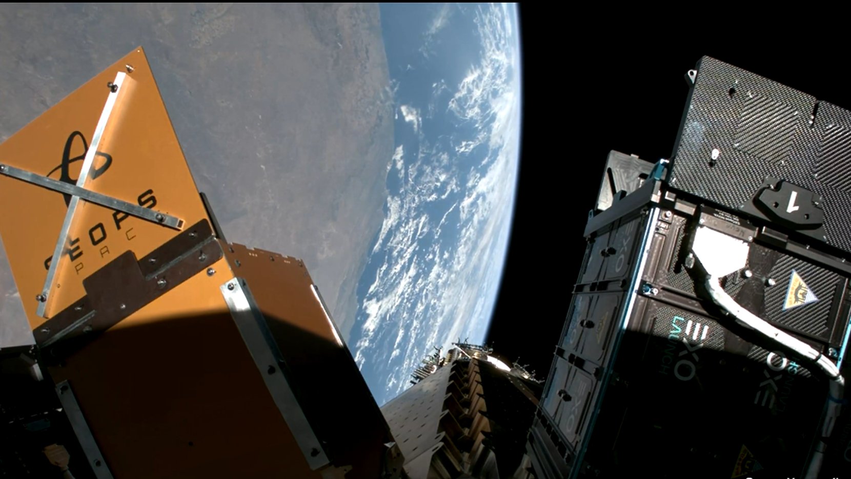 An image of SpaceX's  nuclear-powered BOHR satellite. (Photo: SpaceX)