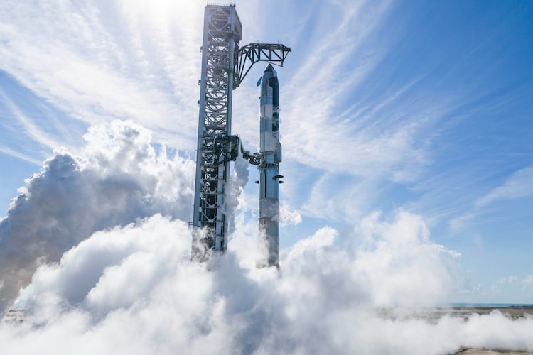 Starship is seen on launch pad at the SpaceX facility. (Photo: SpaceX)