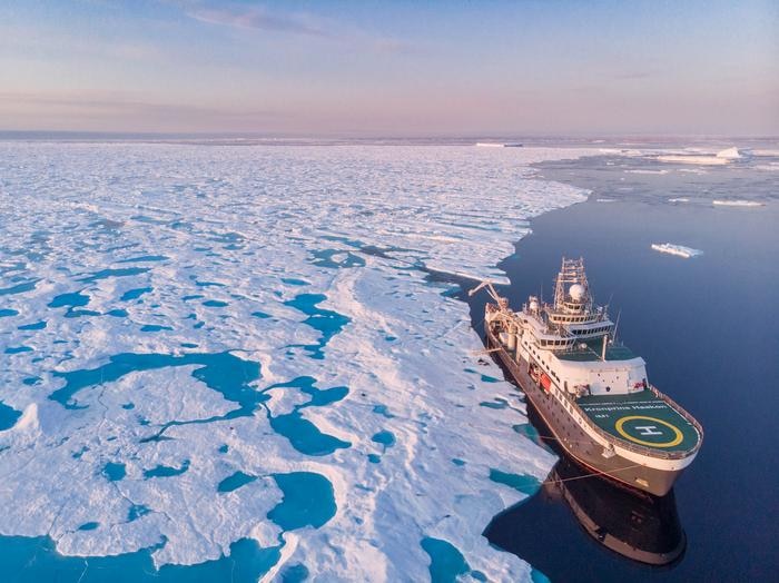 The polar research vessel RV Kronprins Haakon in Fram Strait, Arctic Ocean. (Photo: Lawrence Hislop)