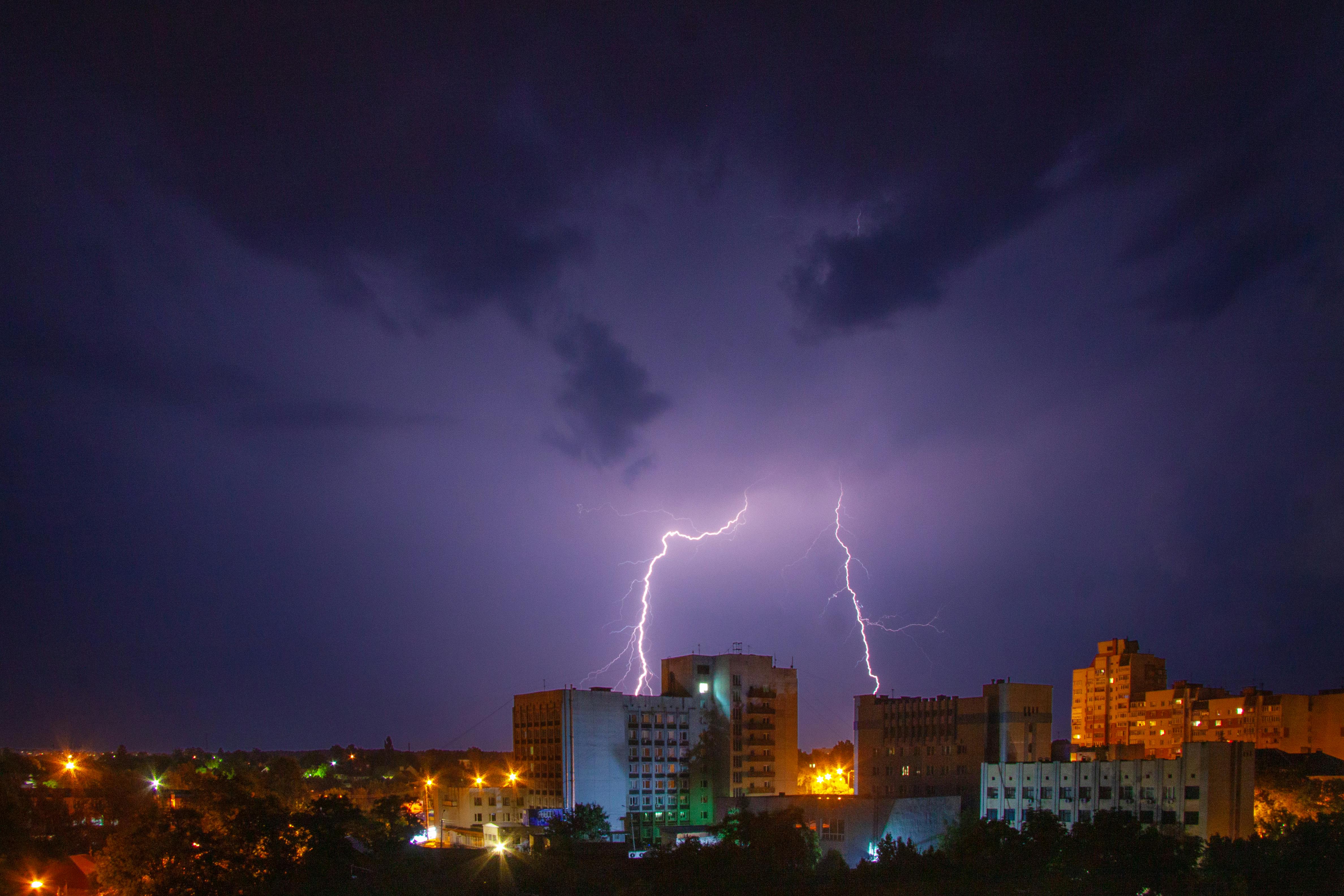 lightning strike over Chernihiv, Ukraine's skyline. (Photo: Pexels)