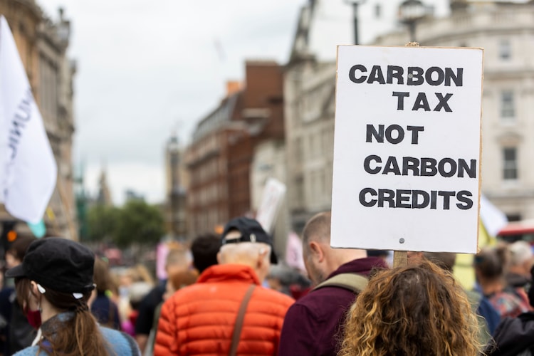Protesters gather in the city advocating for carbon tax against carbon credits. (Photo: Pexels)