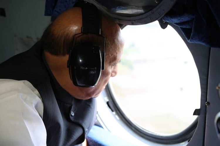 Days after heavy rain, parts of Chennai reel under waterlogging, milk shortage 5 Defence Minister Rajnath Singh take aerial survey of Chennai.