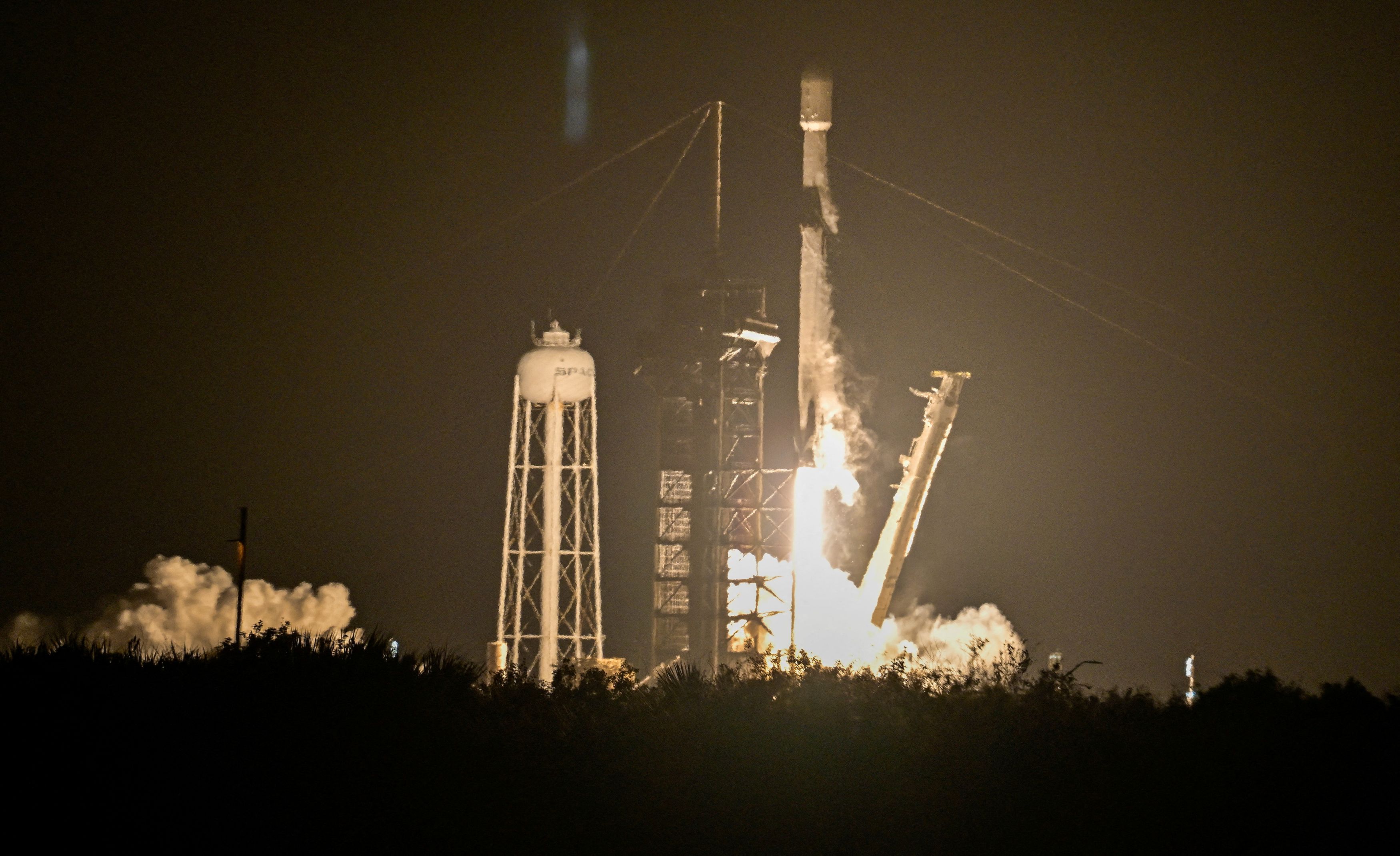A SpaceX Falcon 9 rocket lifts off from Kennedy Space Center. (Photo: Reuters)