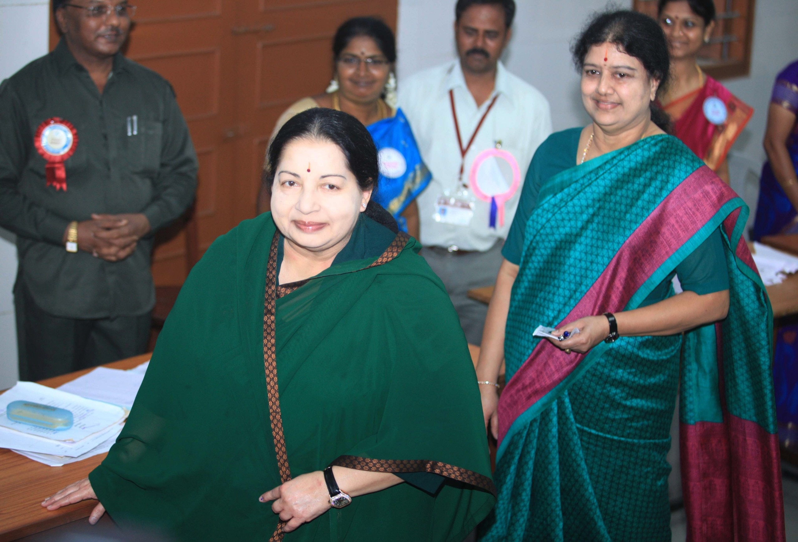 Jayalalithaa and Sasikala, bound by loyalty, controversy, and a deeply entwined political journey (Photo: India Today Archives)