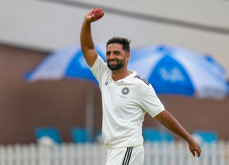 Auqib Nabi was not included in the Test squad despite his stellar performances in the Ranji Trophy. (Image: PTI)