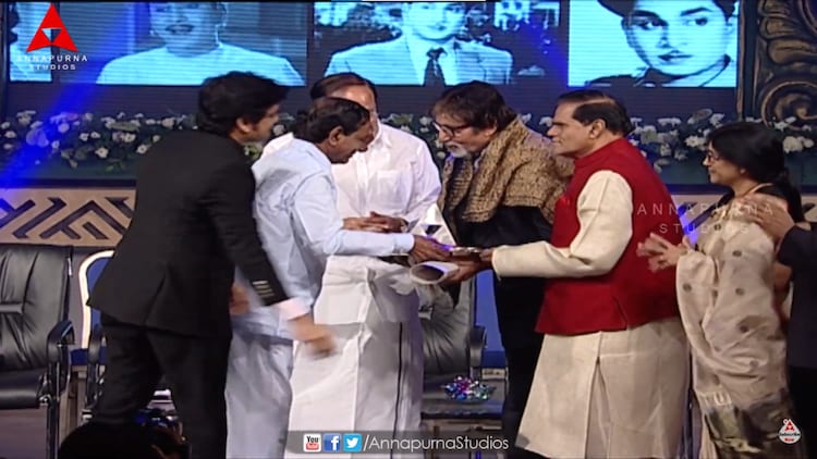 A picture of Amitabh Bachchan honored with the ANR award by KCR (Photo: YouTube/Annapurna Studio)