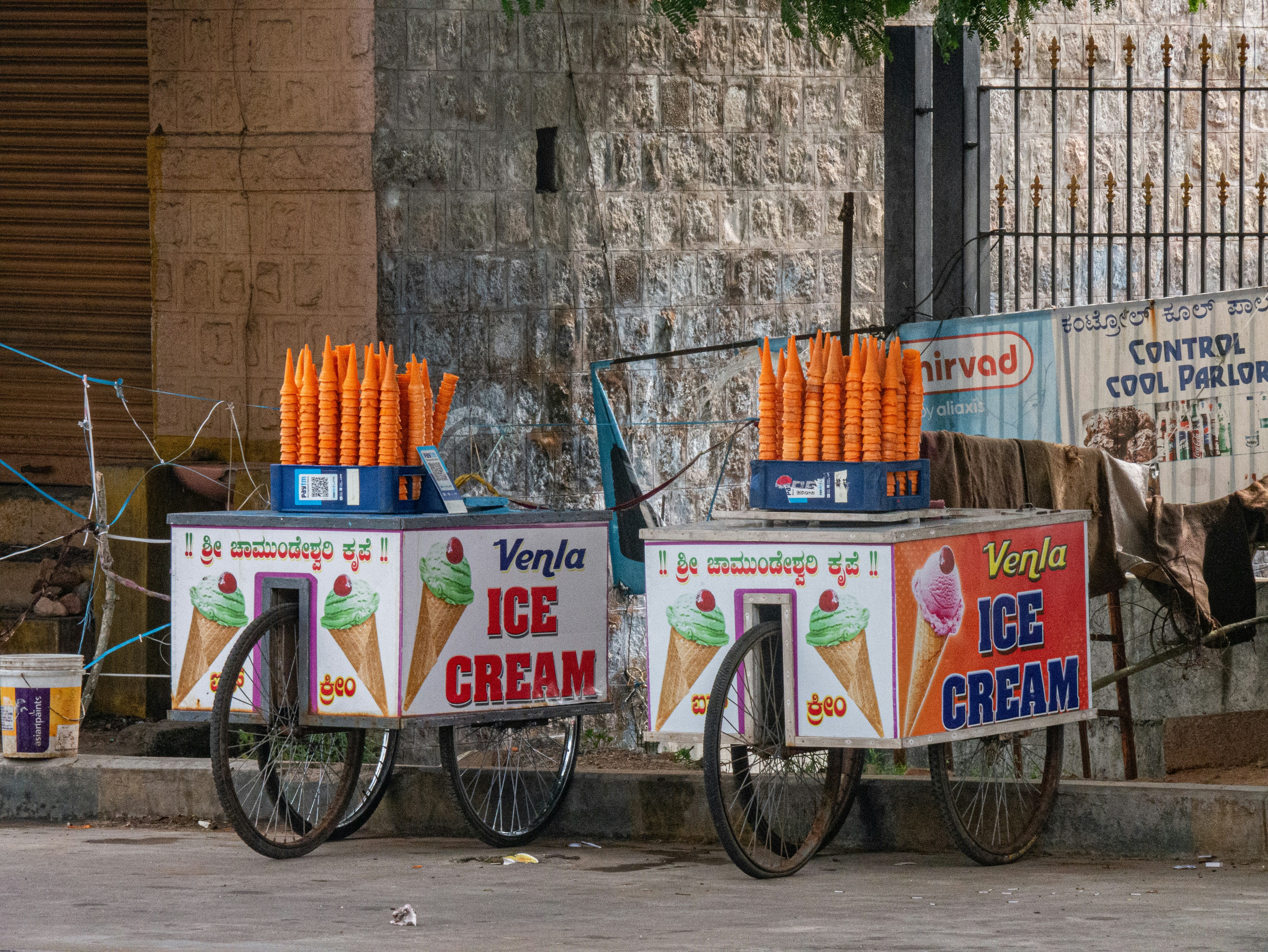 An image of ice cream carts sitting on an idle street in Delhi. (Photo: Unsplash)