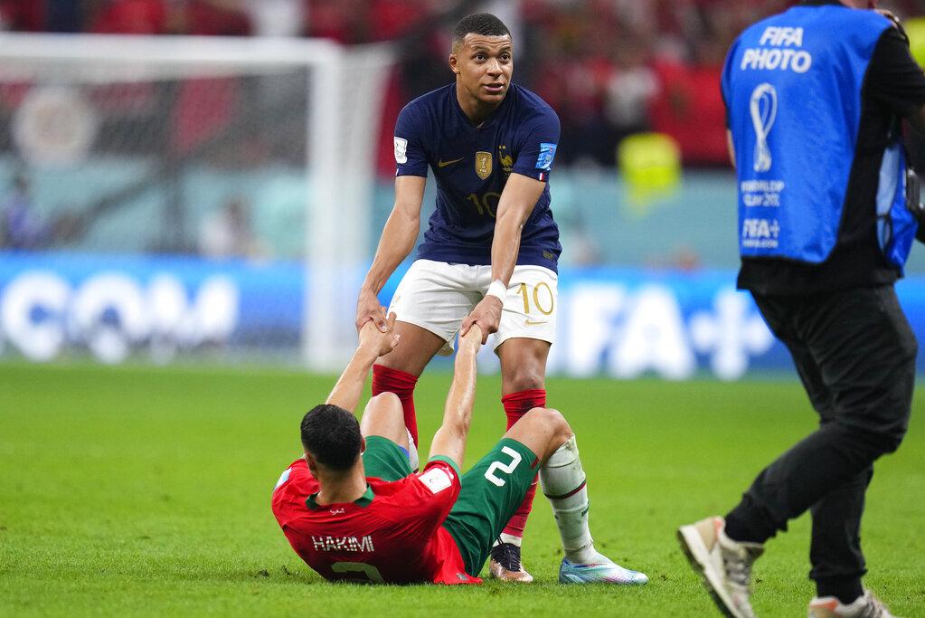 Mbappé to face good friend Hakimi in World Cup semifinal