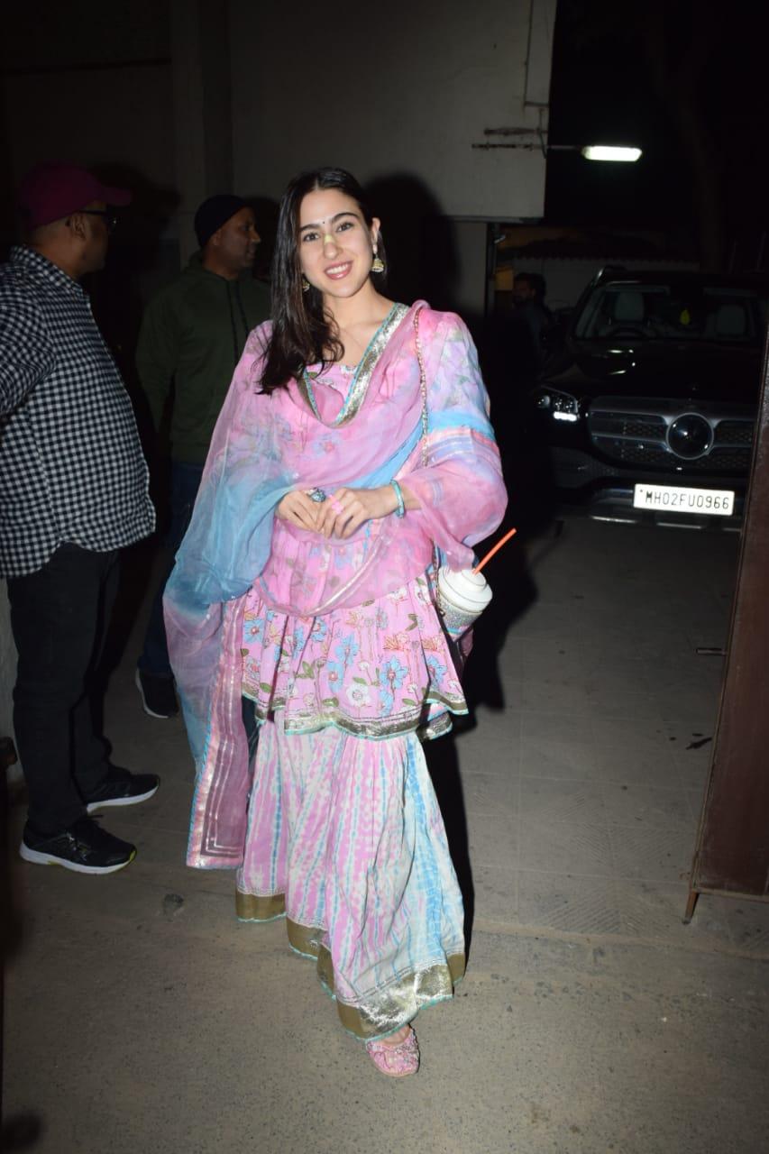 Arjun Malaika To Janhvi Kapoor Who Wore What To Varun Dhawans Wedding Anniversary Bash India