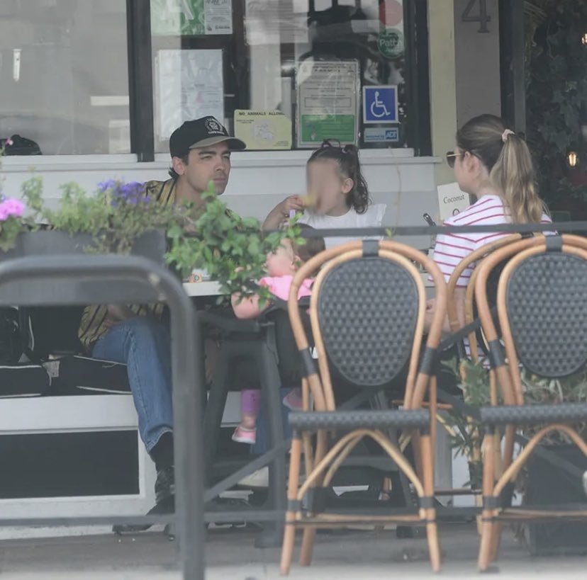 Pics: Joe Jonas spotted with daughters after separation with Sophie