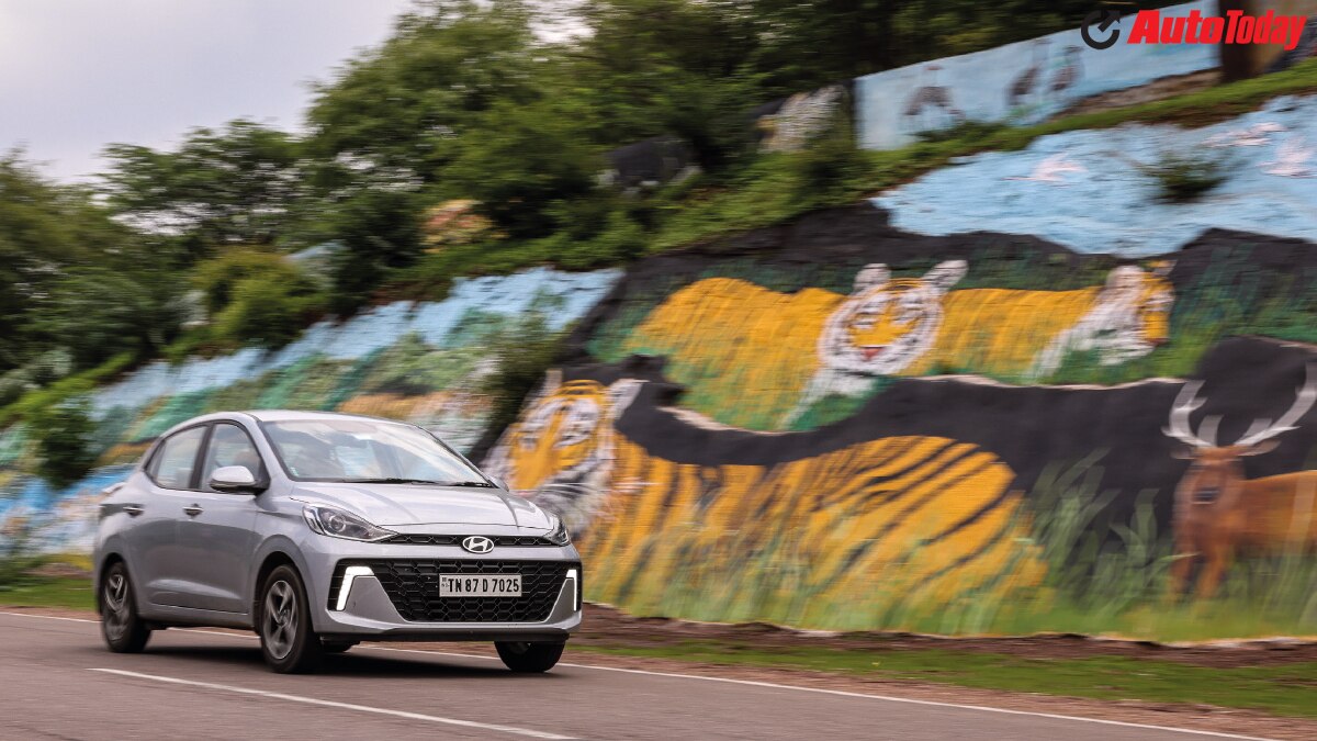 Hyundai Aura Icons of India Taragarh Fort