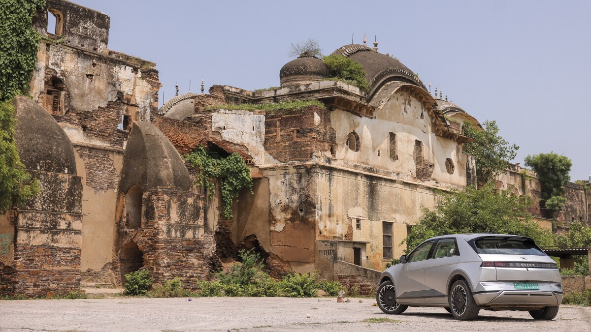 Deeg ft. Hyundai Io<em></em>niq 5 - Icons of India 