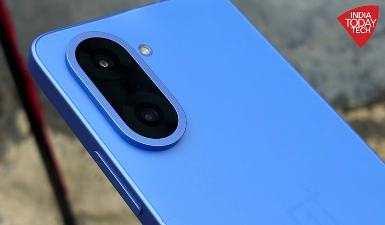 OnePlus Nord CE5 has aligned the camera layout vertically