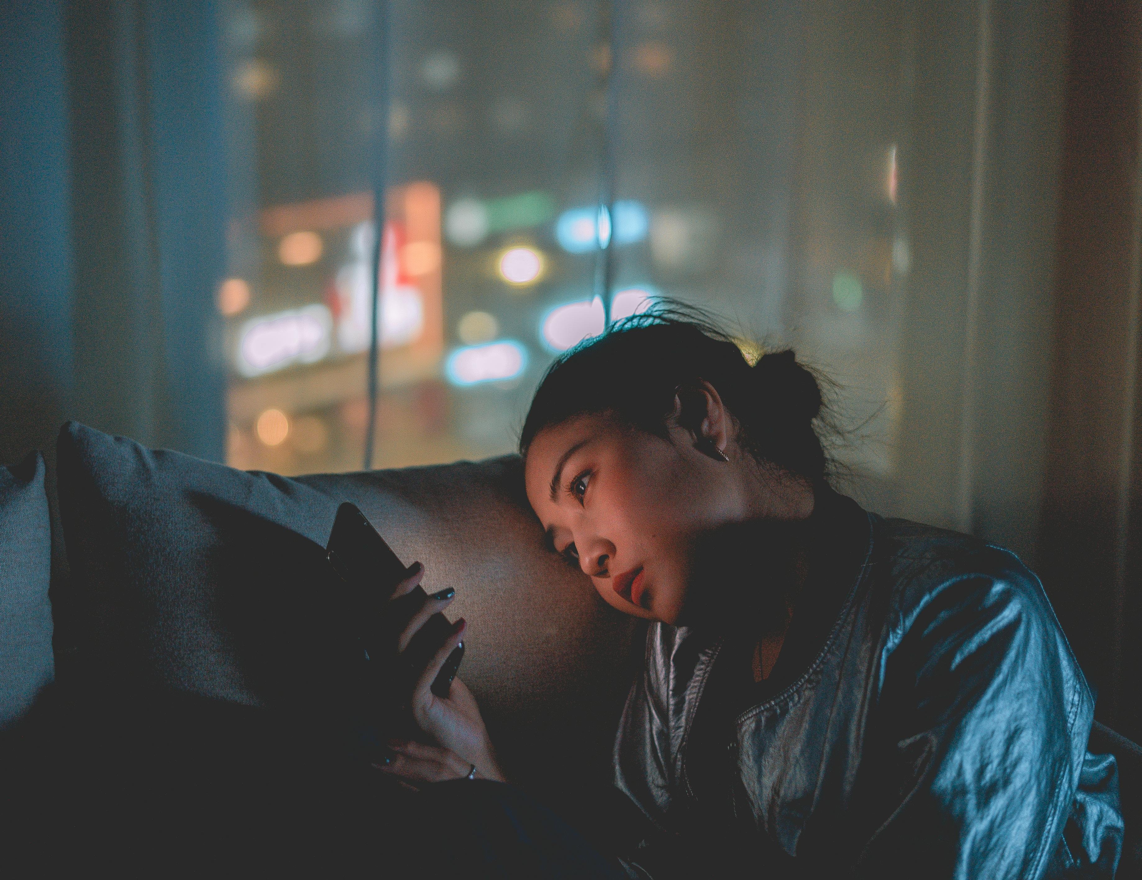 People with low self -esteem can seek verification on social media. Photo: Pexels/Mikoto.raw Photographer