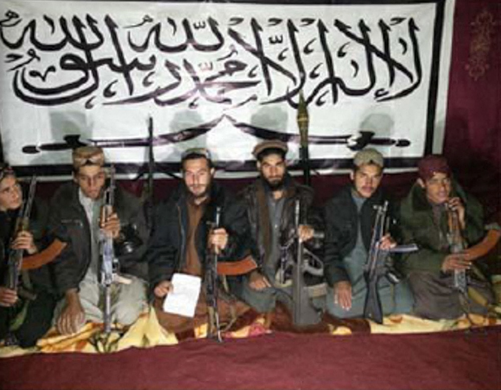 afp 20141217 del6379627 v1 highres pakistanunrestschooltaliban