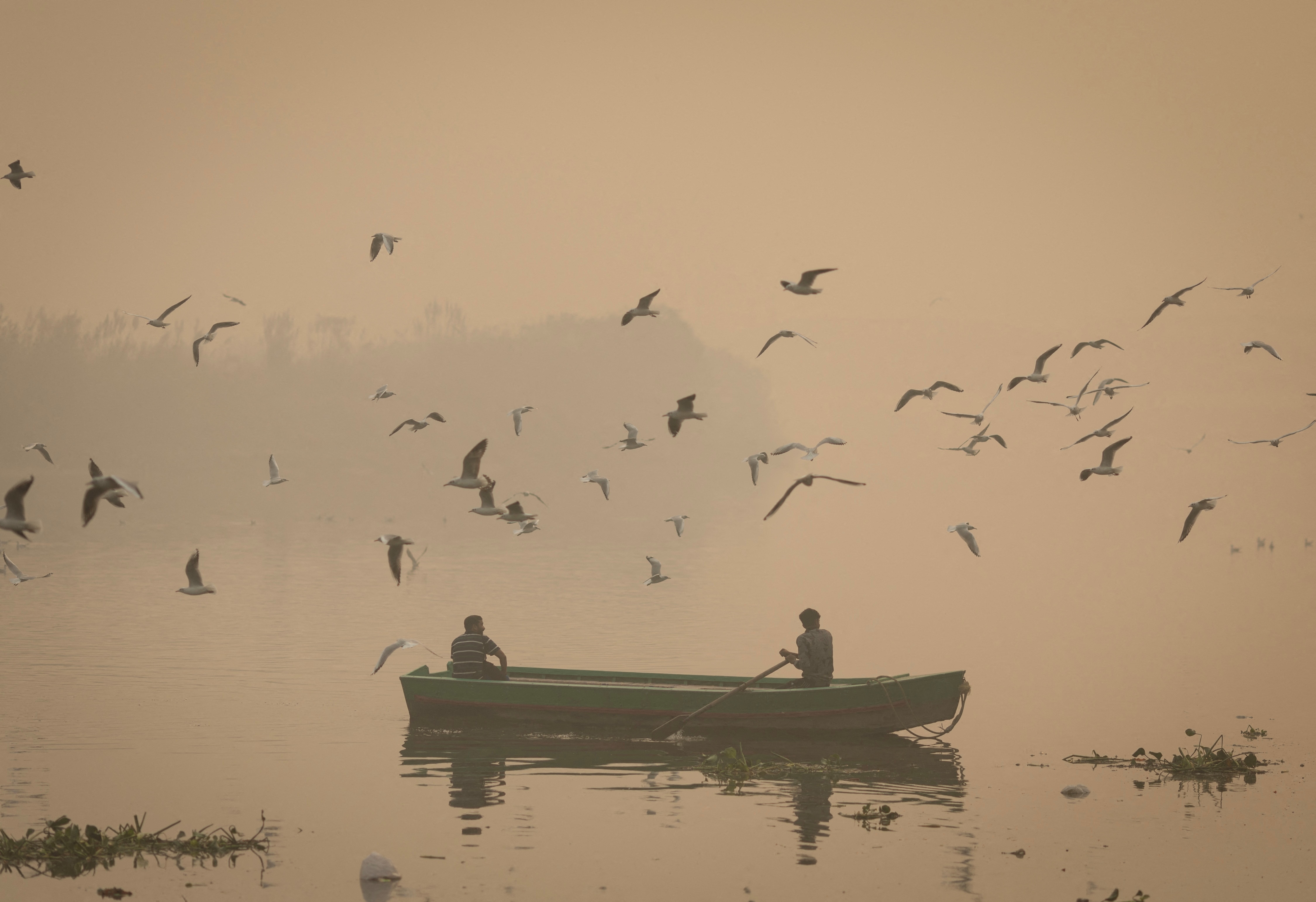 Smog over Delhi's Yamuna. (Photo: Reuters)