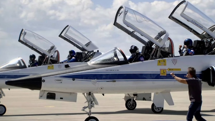 T-38 Talon supersonic jets bringing the Artemis II astronauts to Florida for their final launch preparations. (Photo: Nasa via X/@Ryan Caton)