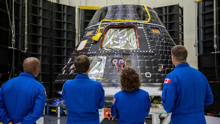 The Artemis-II crew will follow a free-return trajectory around the Moon, travelling farther than any human has ever been, before splashing down in the Pacific Ocean. (Photo: Nasa)