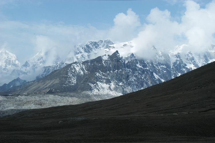 Snowmelt from the Himalayas feeds nearly one-fourth of the annual water flow in 12 major river basins, sustaining farms, hydropower plants and city water supplies across Asia. (Photo: Reuters)