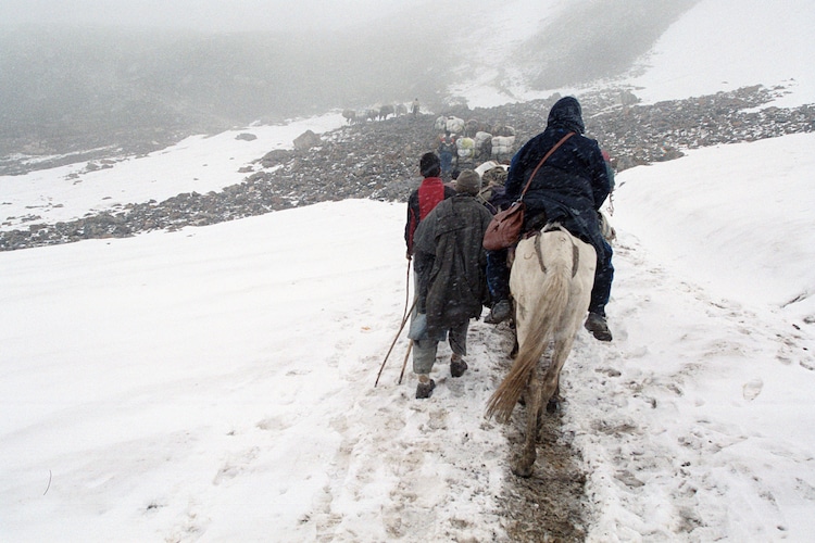 This is the fourth consecutive winter of below-normal snow in the Hindu Kush Himalaya, with glaciers melting at twice the rate seen before the year 2000. (Photo: Reuters)