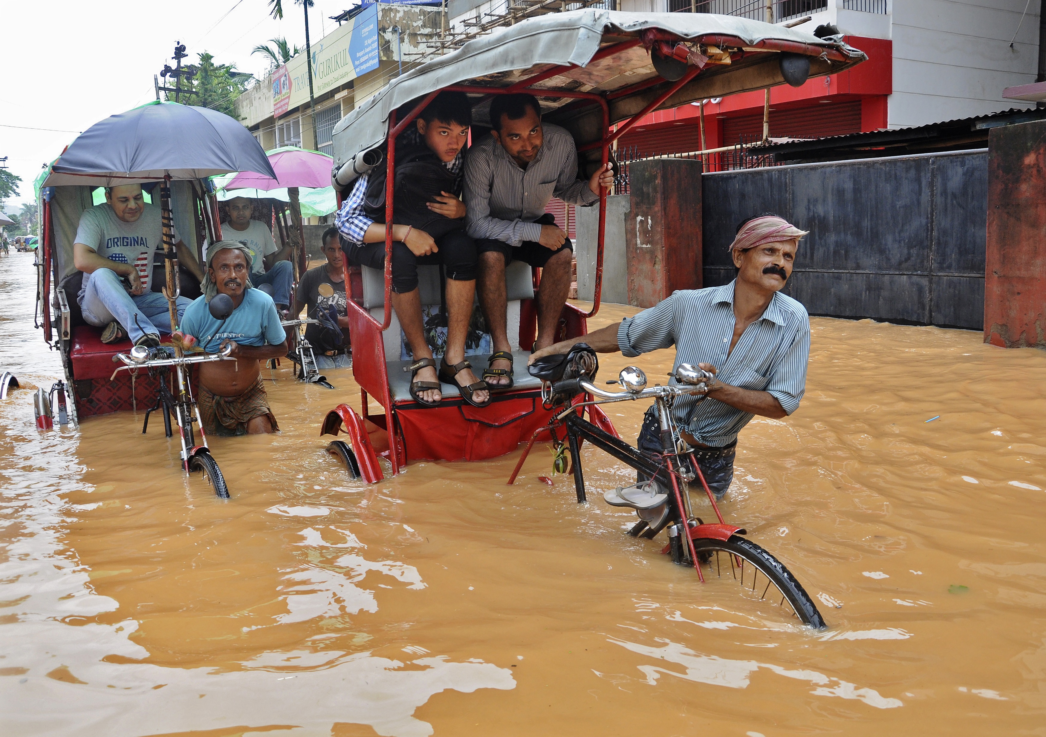 Very heavy rainfall is likely over Arunachal Pradesh, Assam and Meghalaya on April 27, with thundersqualls and hailstones expected over Gangetic West Bengal and Jharkhand. (Photo: Reuters)