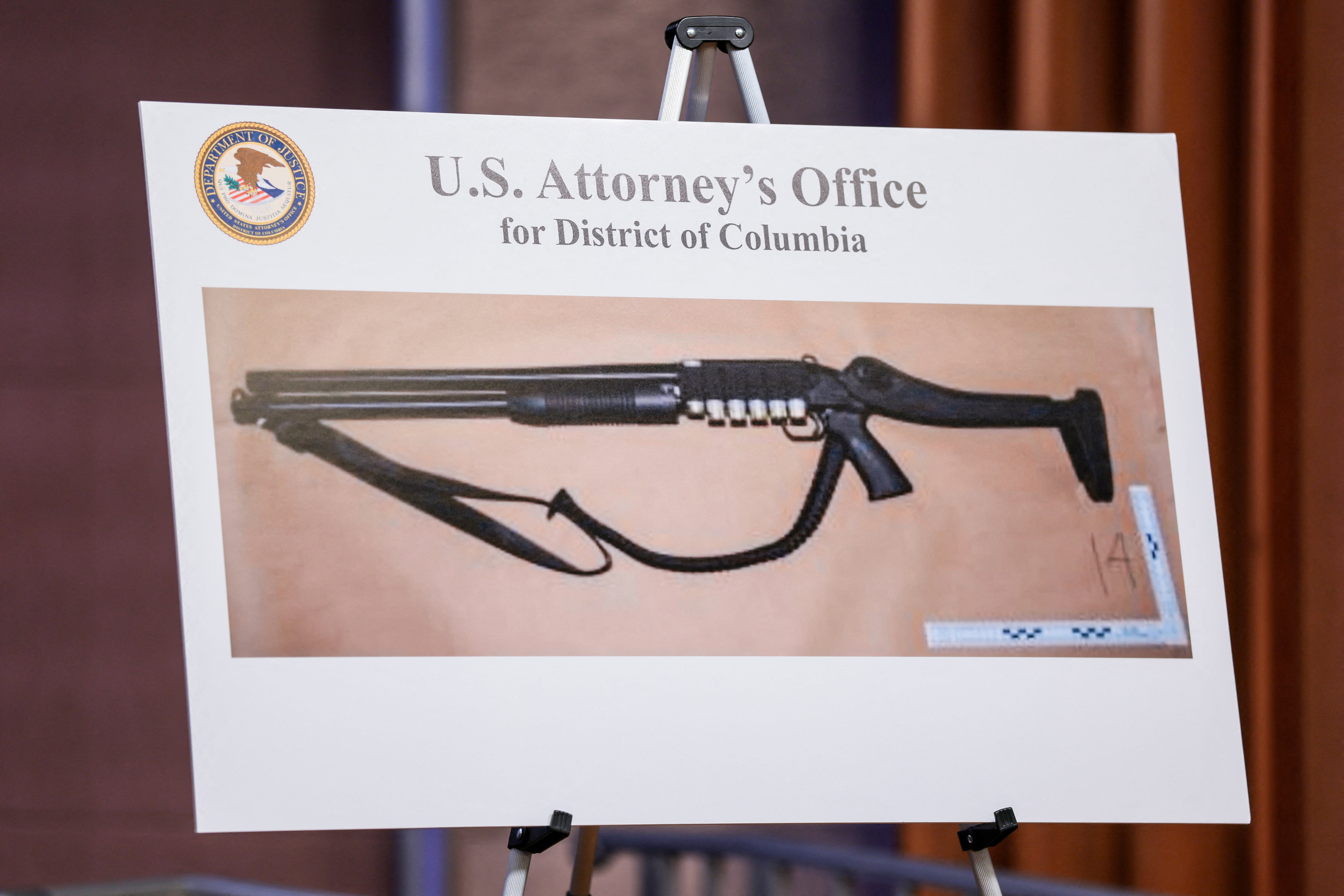 A picture of a shotgun carried by Cole Tomas Allen.