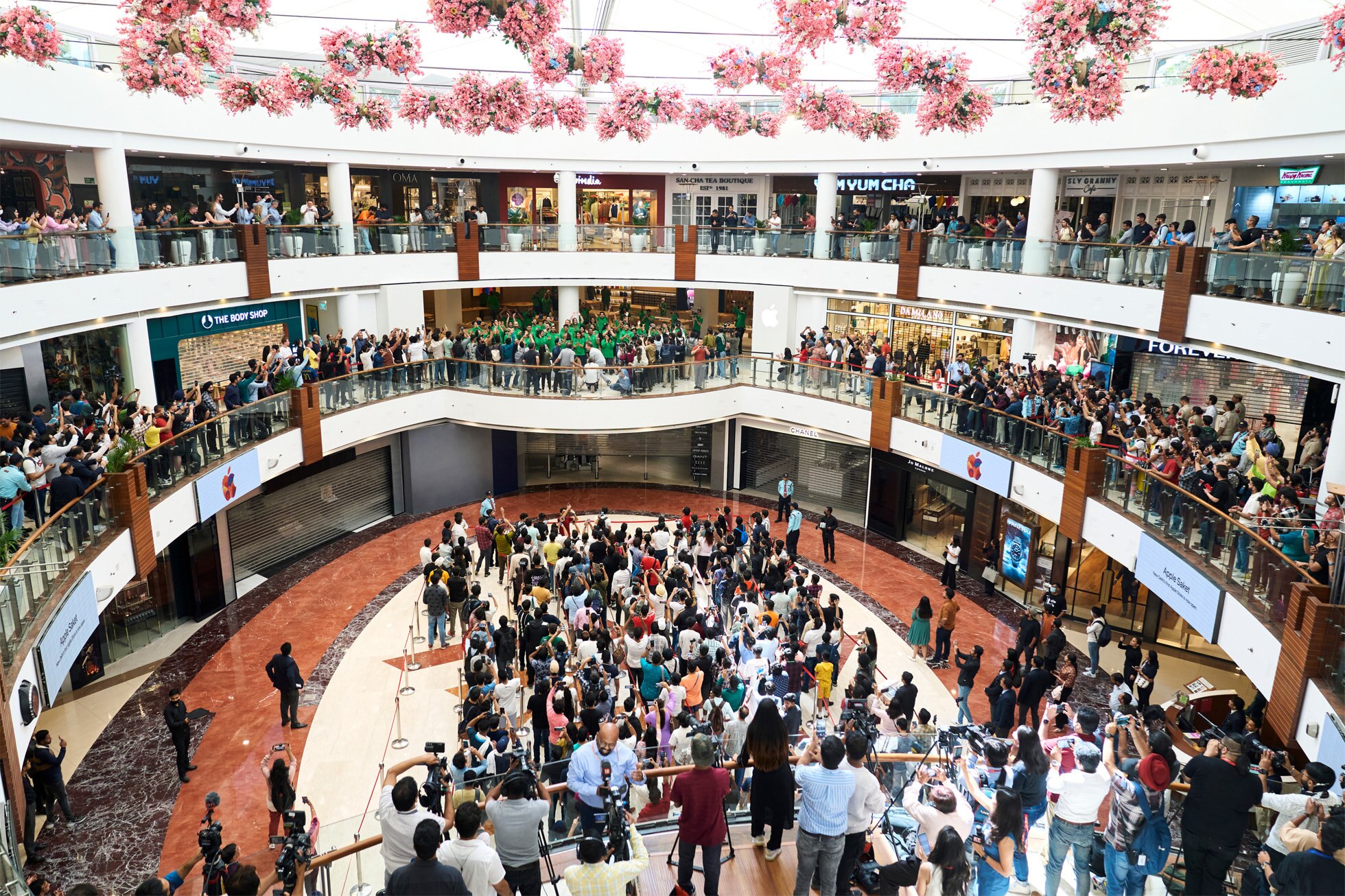 Apple Saket New Delhi