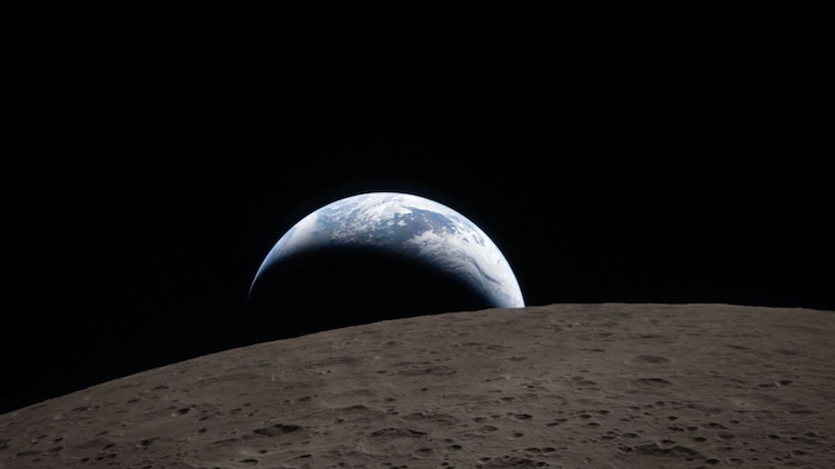 A stunning Earthrise captured at 7:10 p.m. IST on April 7, as our blue planet reappears from the lunar horizon. (Photo: Nasa)