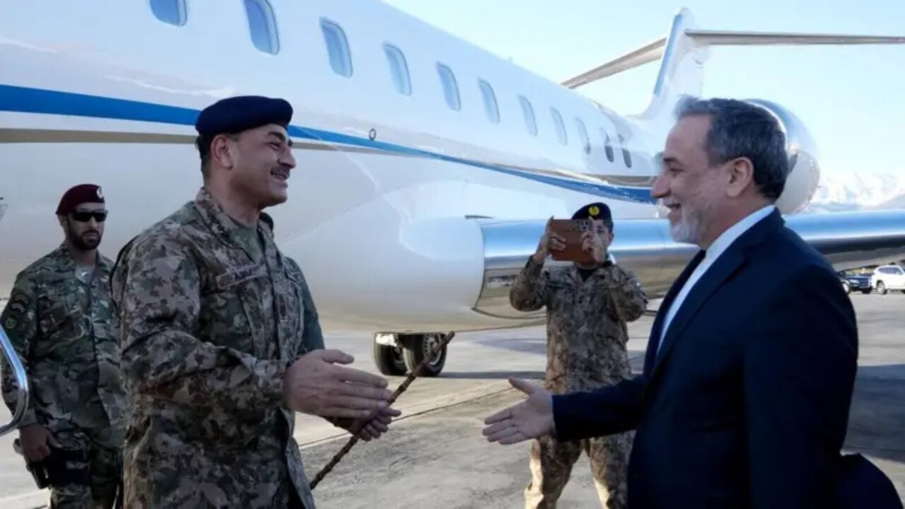 Pakistan army chief Asim Munir met Iranian Foreign Minister Abbas Araghchi