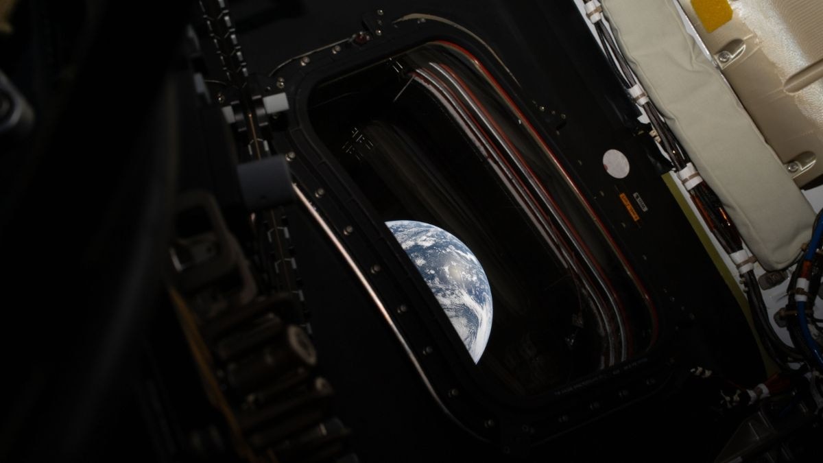 The Earth as captured from the Orion spacecraft by Artemis 2. (Photo: Nasa)