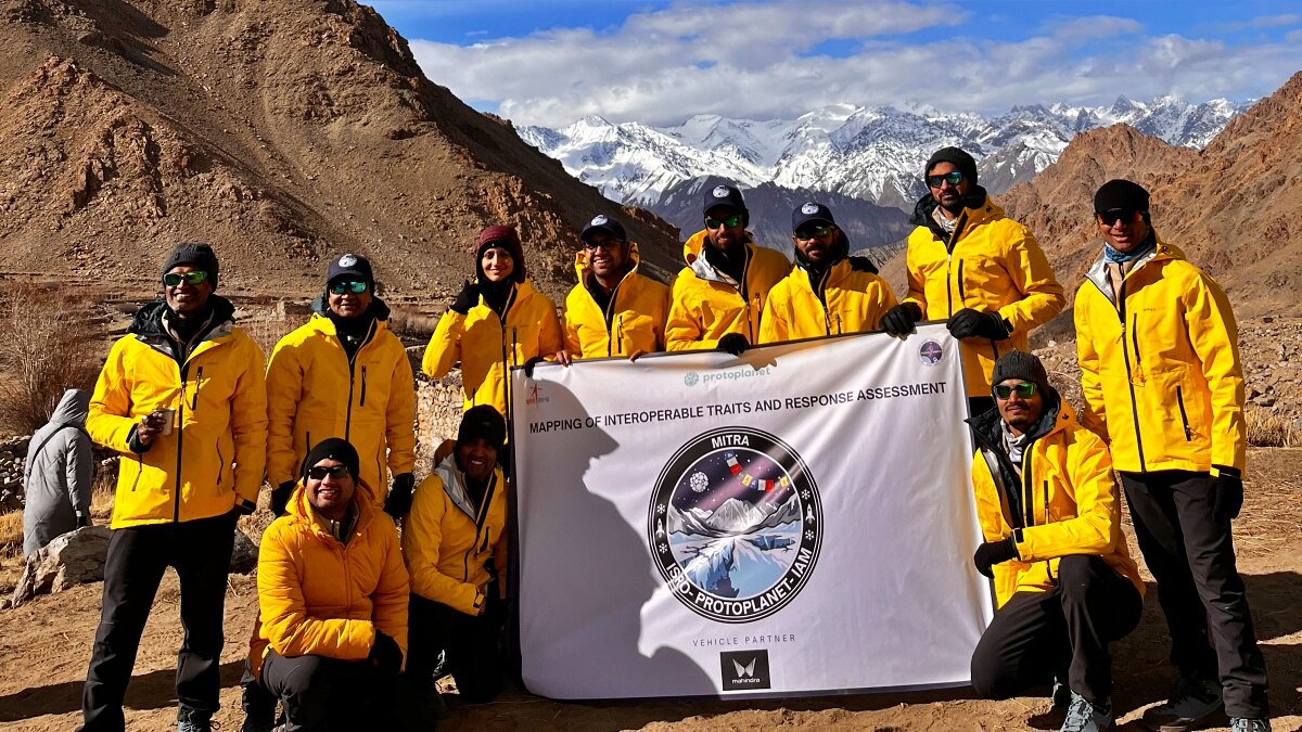 Mission MItra team