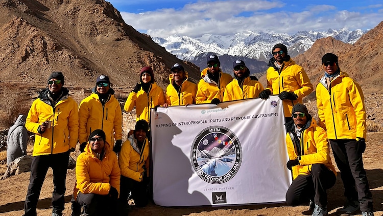 Mission MItra team