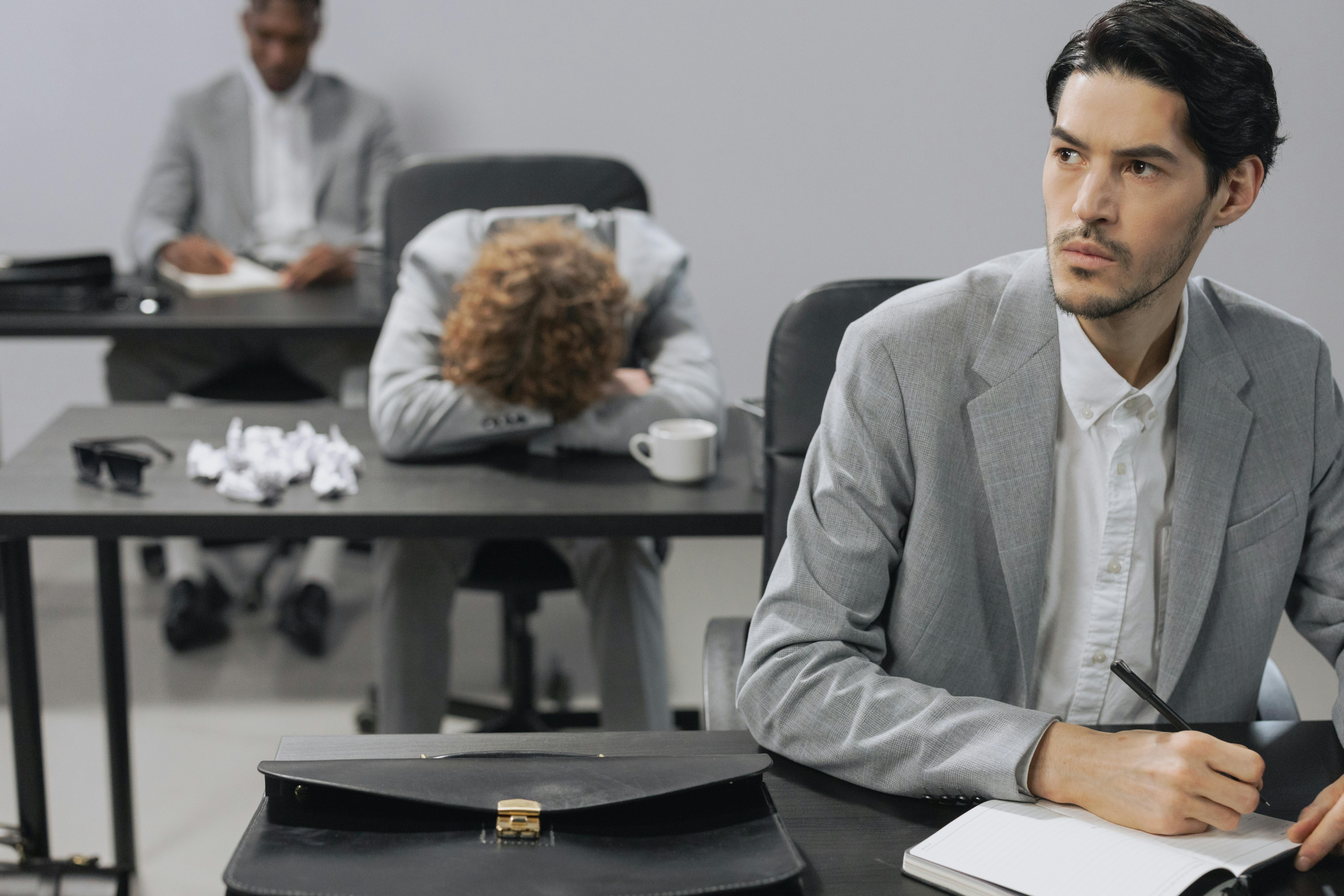 Oracle layoffs, tech layoffs 2026, job loss signs, job cuts, invisible layoffs, job security, layoffs India, career survival, hiring slowdown