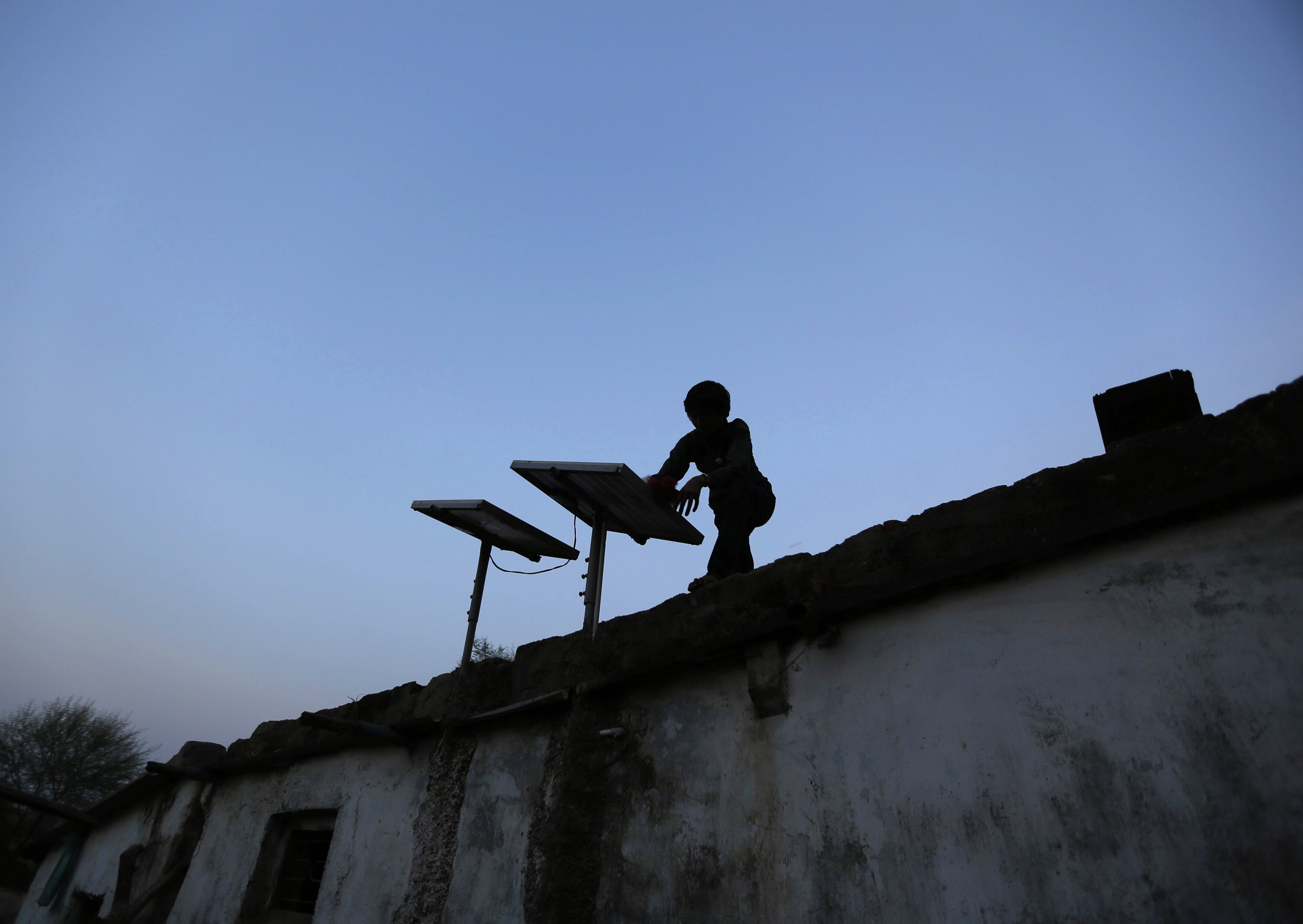 solar panel cleaning