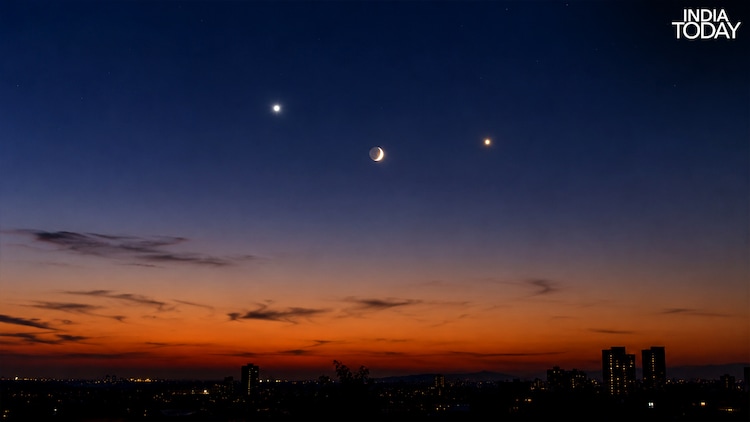 The faint glow on the Moon's dark side is earthshine: sunlight reflected off Earth's clouds and oceans, which bounces back from the lunar surface to human eyes. (Photo: Radifah Kabir)
