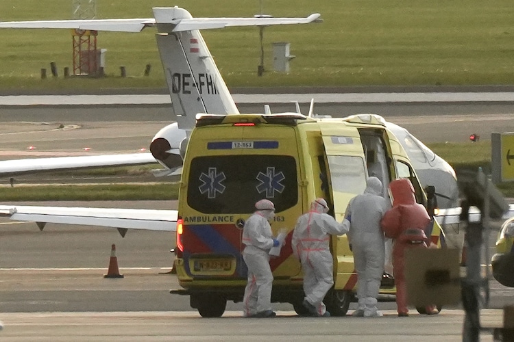 Symptomatic passengers from the MV Hondius cruise ship were air-dropped in Netherlands. (Photo: AFP)