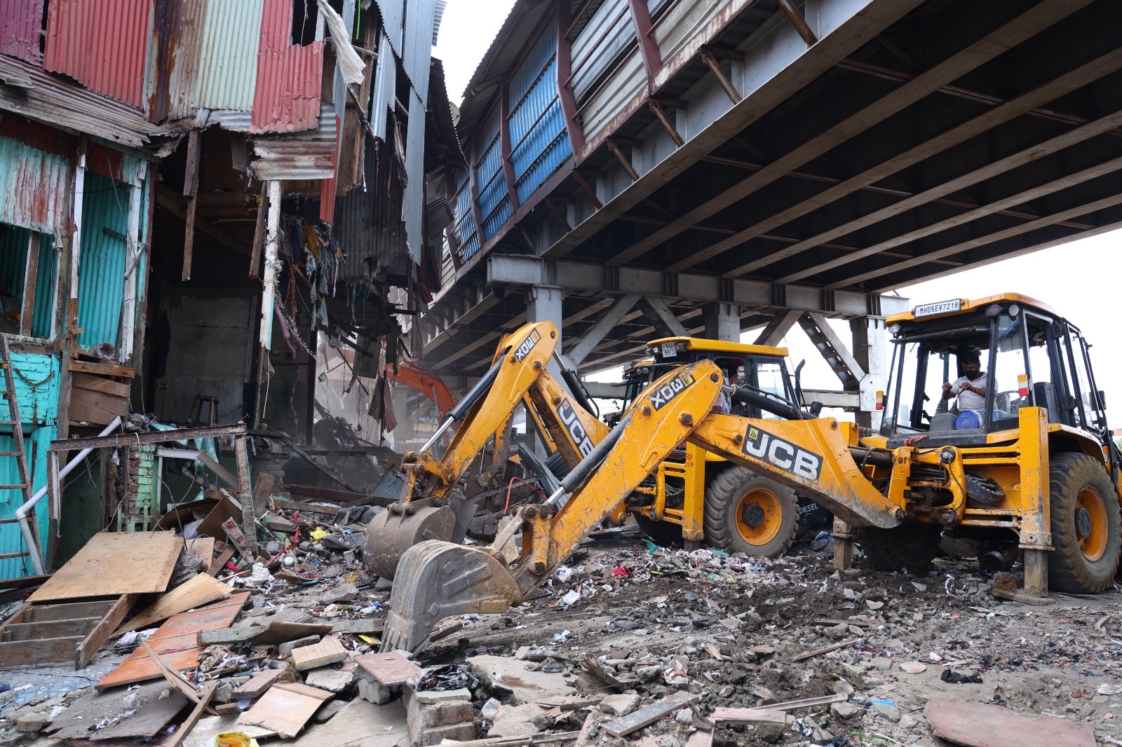 JCB earthmovers deployed at Bandra East demolition