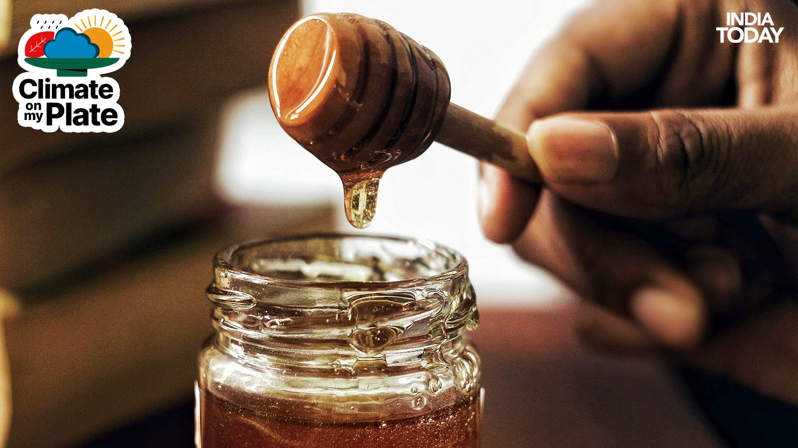 Golden mustard honey crystallises in a glass jar. Mustard honey, one of India's most prized varietal honeys, sets almost immediately after extraction because of its high glucose content, a texture that reflects the specific chemistry of Brassica juncea flowers. (Photo: Unsplash)