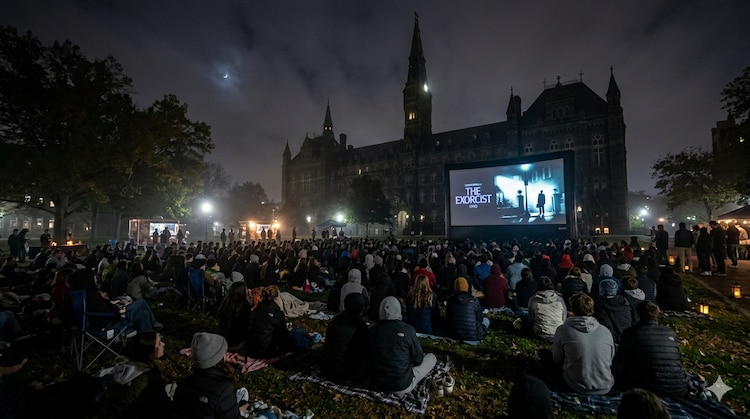 Georgetown Universityâs Halloween story (AI generated Image)