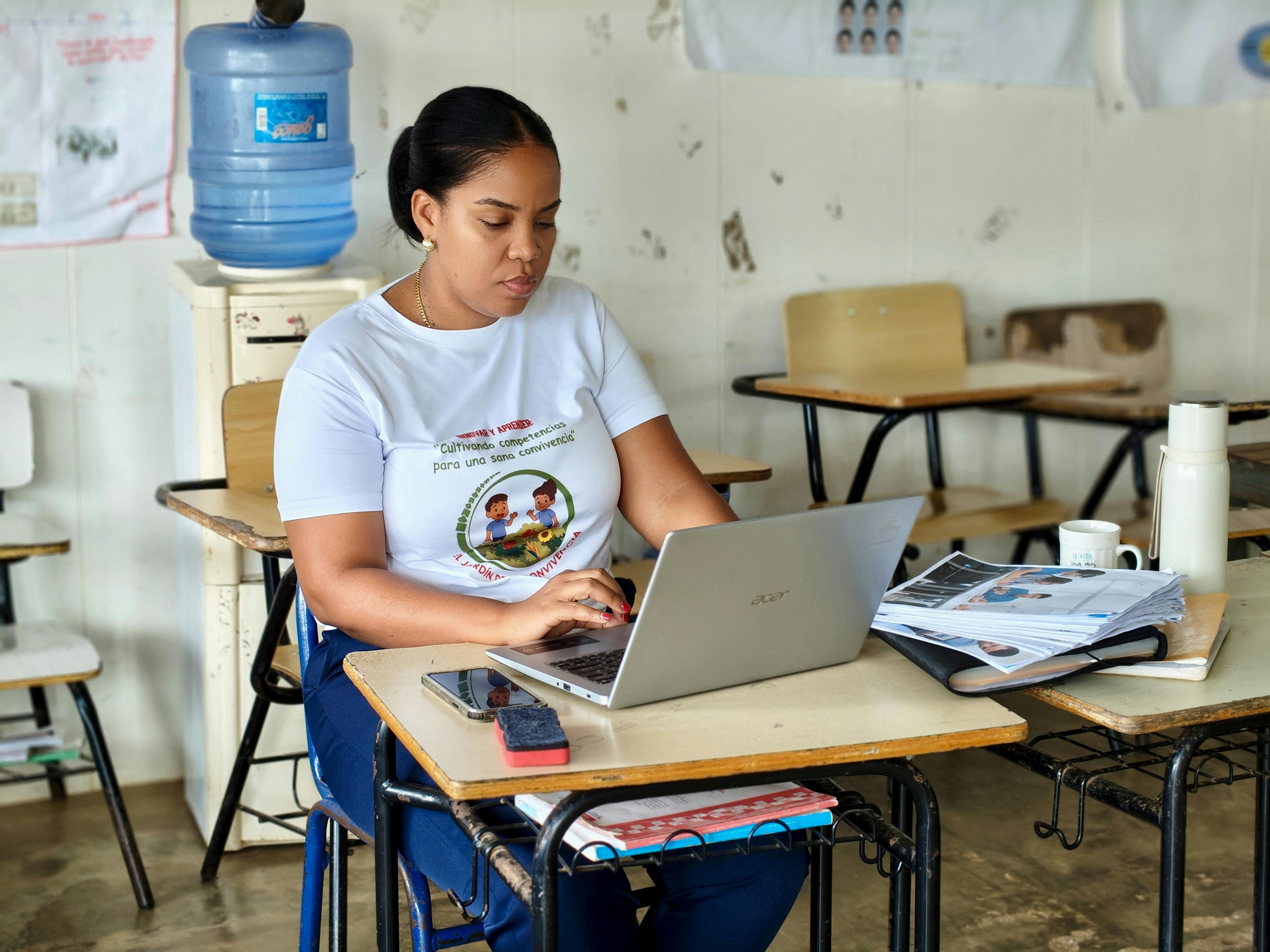 AI in schools, ChatGPT in classrooms, teacher AI training, AI education India, CBSE AI learning, teachers using AI, classroom technology, AI literacy, future of education, AI learning tools