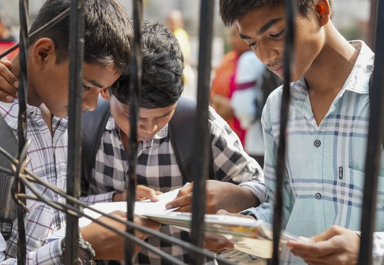 CBSE OSM controversy, CBSE portal crash, CBSE hacker claims, CBSE accountability, CBSE revaluation issues, CBSE wrong marks, CBSE answer sheet issue, CBSE digital evaluation, OSM portal mess, CBSE exam crisis