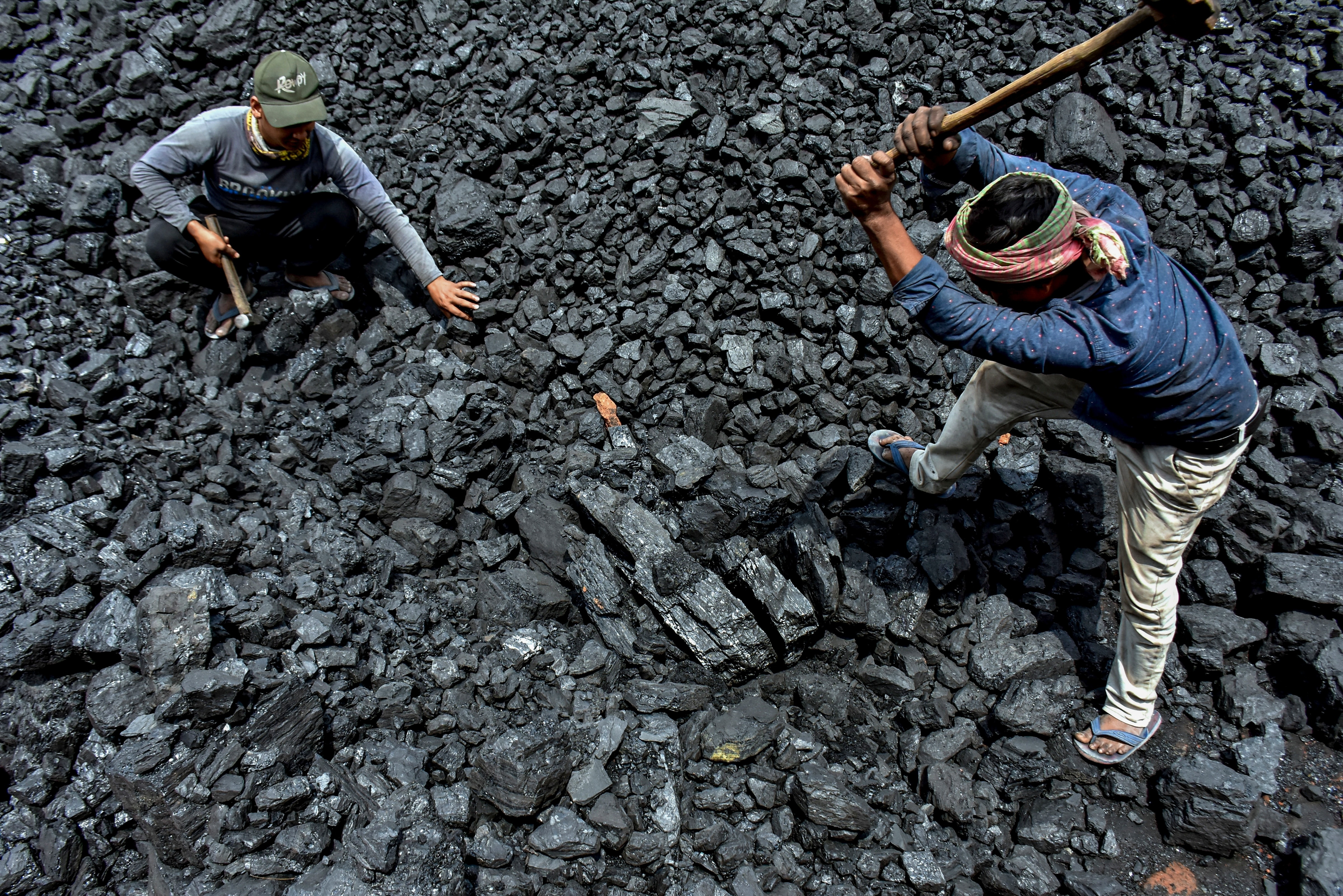 Indiaâs vast coal reserves give it a strong foundation to rapidly scale up coal gasification. (Image: PTI)